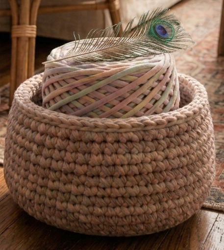 light weight tshirt yarn trapillo pluma